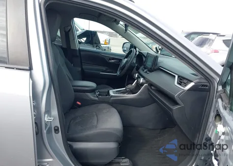 2021 Toyota Rav4 Xle z USA, uszkodzony, nr VIN 2T3W1RFV6MW113841